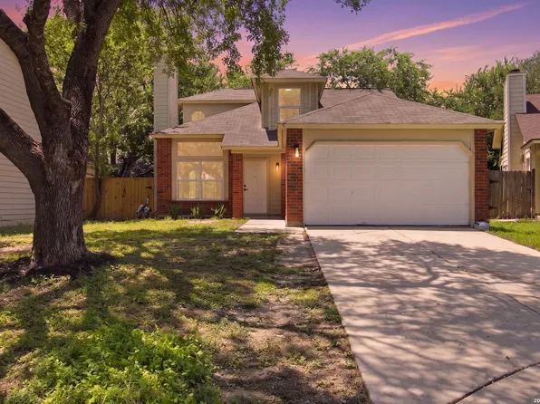 10242 Aurora Field Dr, San Antonio, TX 78245