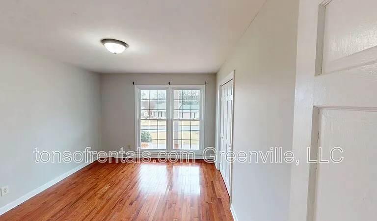 4597 Coach Hill Dr — Photo 9