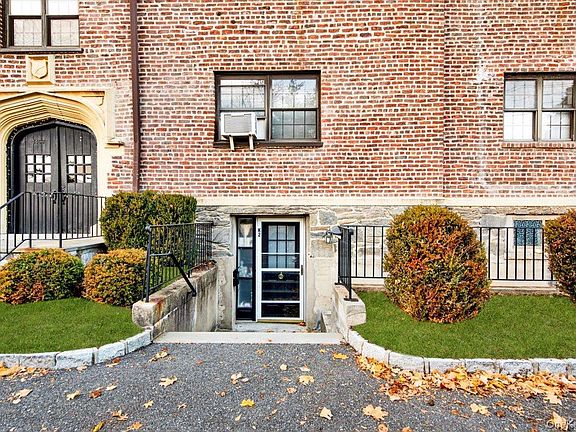 2nd image of 1456 Boston Post Road #K-2