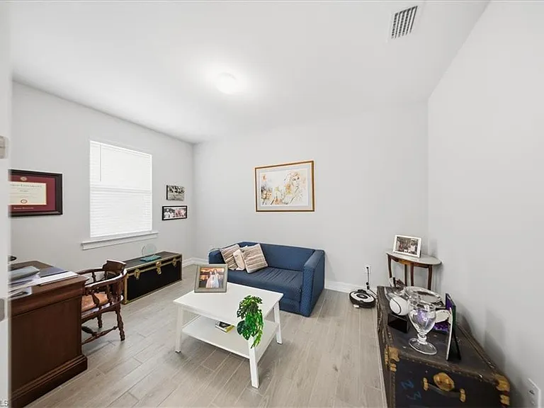 1074 Enbrook Loop — Photo 7