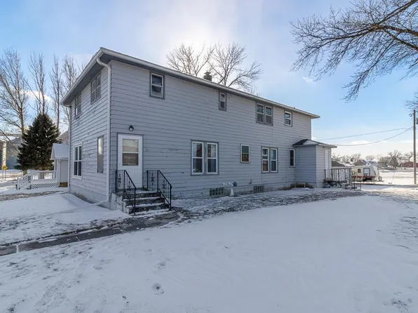 341 1st St, Frost, MN 56033