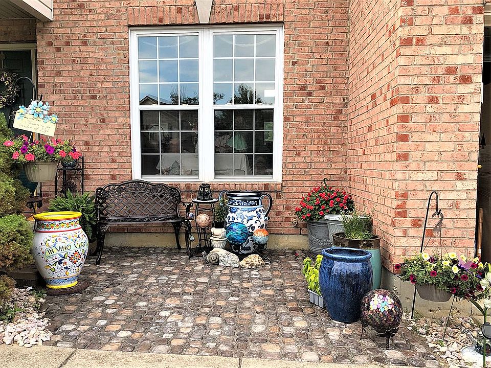 1st image of 6442 Hughes Glen Ct