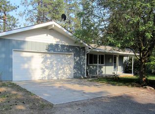 28420 N Cottonwood Rd, Chattaroy, WA 99003