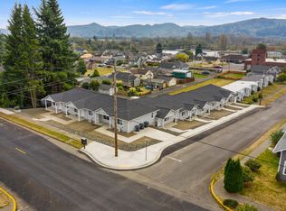 303 E Broadway Ave #9, Montesano, WA 98563
