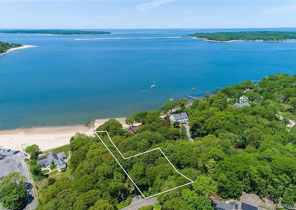 1st image of Little Neck Road