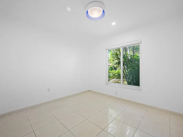 9515 SW 118th Ct — Photo 13