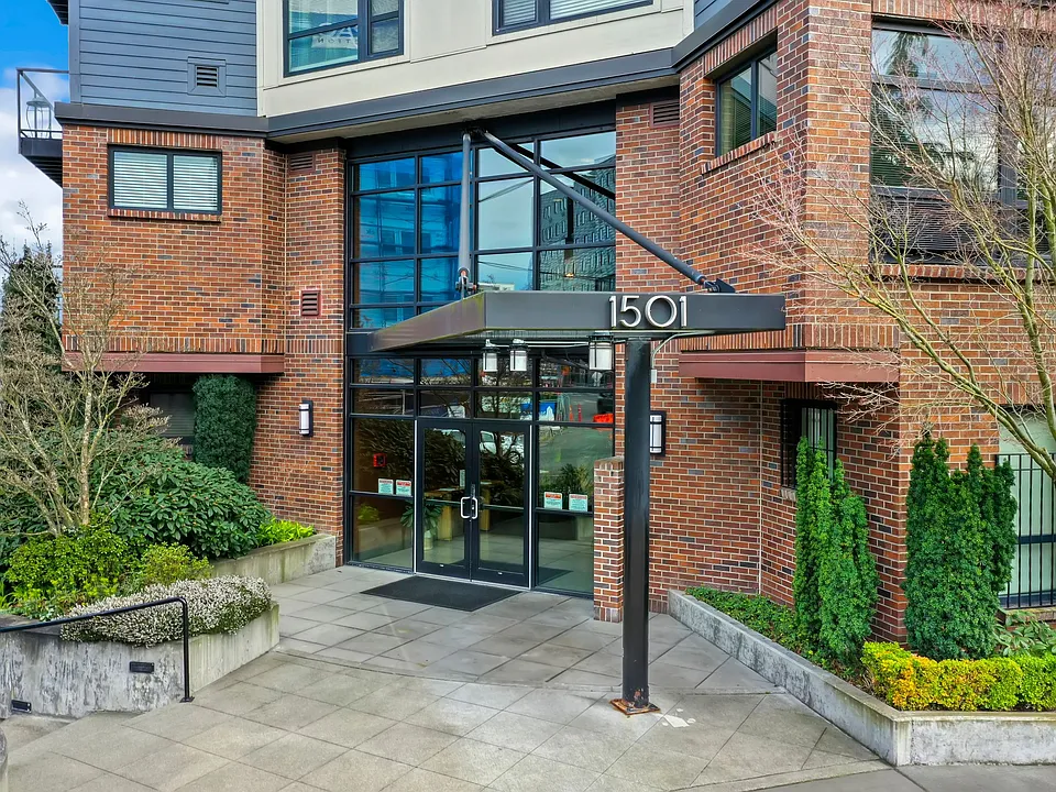 1501 Tacoma Ave S #312