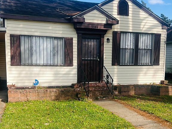 2nd image of 9744 Avenue E