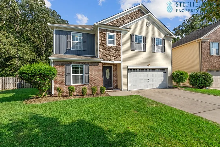4 bed, 2.5 bath, 2275 sqft, $2,195 — Photo 2