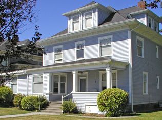 1718 Rucker Ave #A-F, Everett, WA 98201