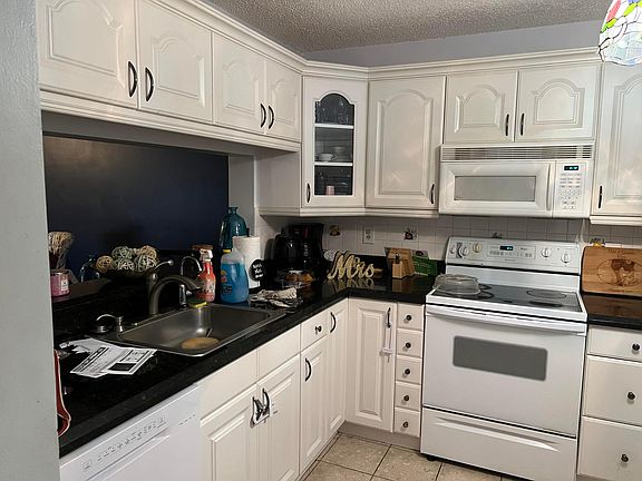 2nd image of 4689 Lucerne Lakes Boulevard #103