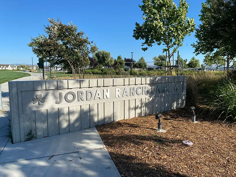 2600 Whitehorse Way — Photo 30