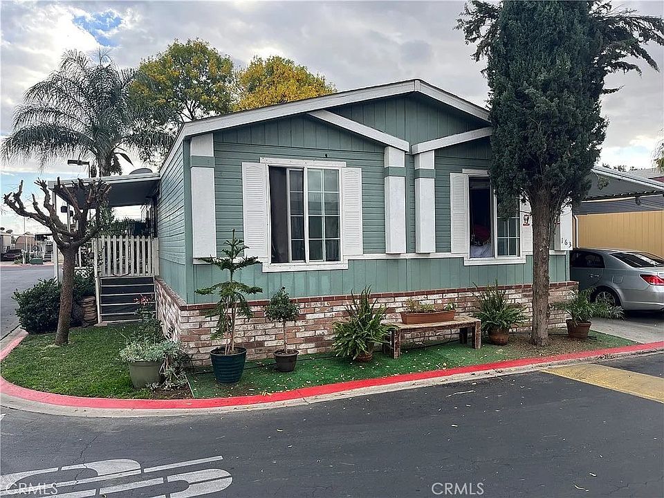 1st image of 350 E San Jacinto Ave Space 163