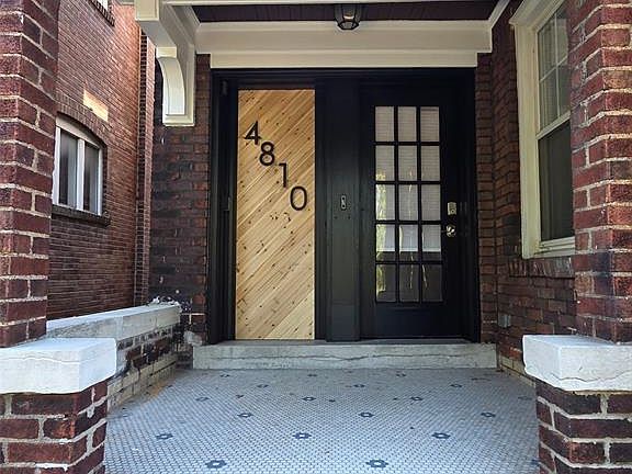 3rd image of 4810 Arsenal St