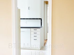 8206 Greenwood Ave APT 1, Takoma Park, MD 20912