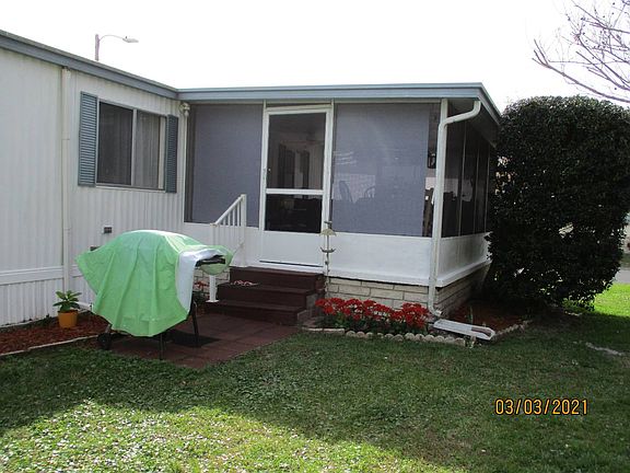 3rd image of 435 16th Ave S #E-563-563