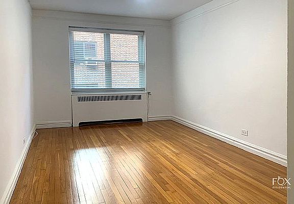 4th image of 161 E 88th St APT 5D