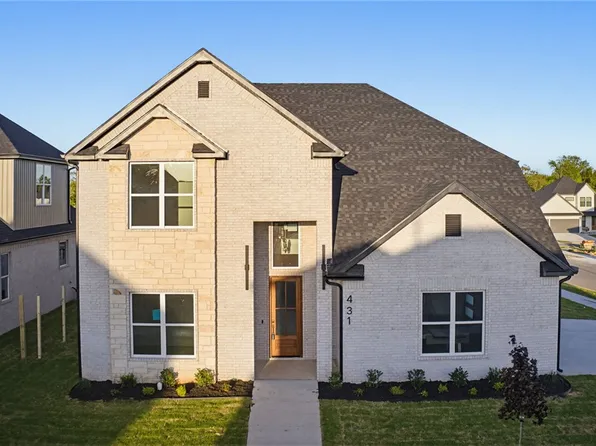 431 Hedge Dr, Centerton, AR 72719