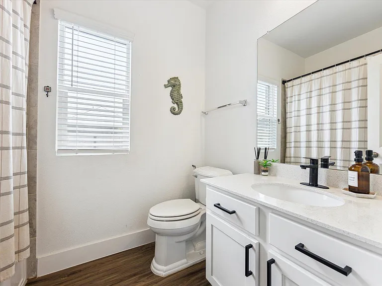 700 Legends Ln — Photo 23