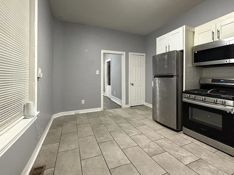 3740 N Park Ave — Photo 11
