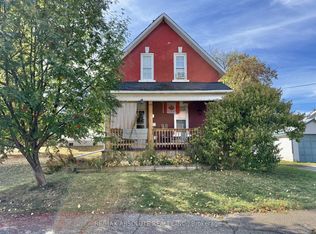 11 Gould St, Whitewater Region, ON K0J 1K0