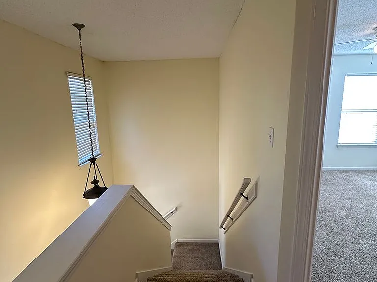 2525 Baird Dr — Photo 22