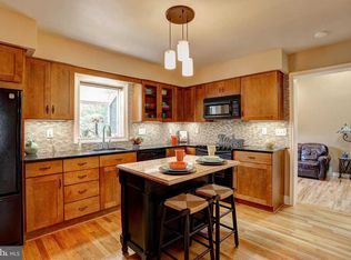 412 Joyce Dr, Glen Burnie, MD 21061