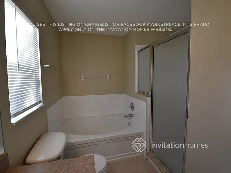 7205 Royal George Ct — Photo 18