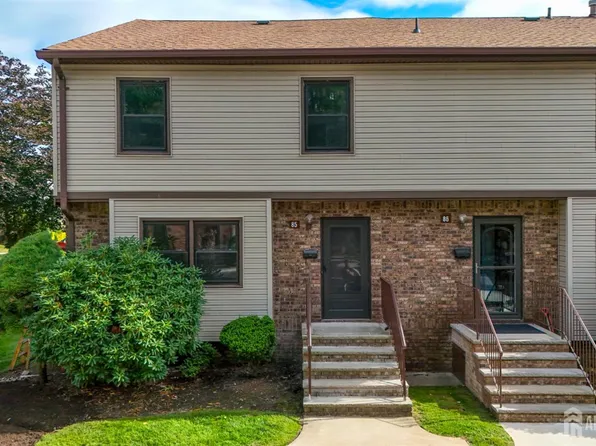 85 Highview Dr, Woodbridge, NJ 07095