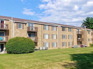 1001 Nanroc Dr APT 21, Mechanicsburg, PA 17055