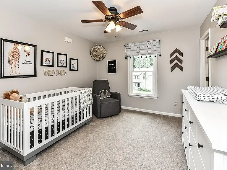 7910 Oak Hollow Ln — Photo 24