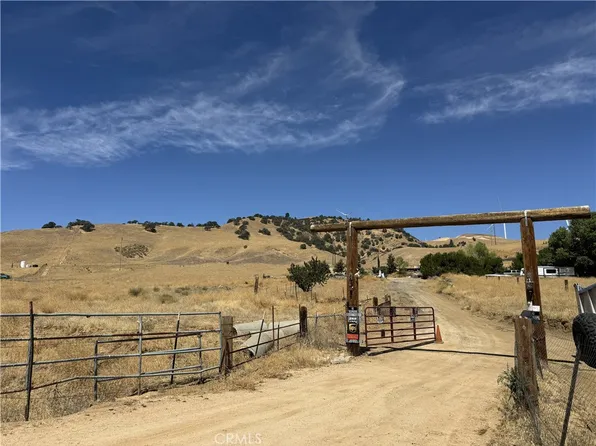 11647 Cameron Canyon Rd, Mojave, CA 93501