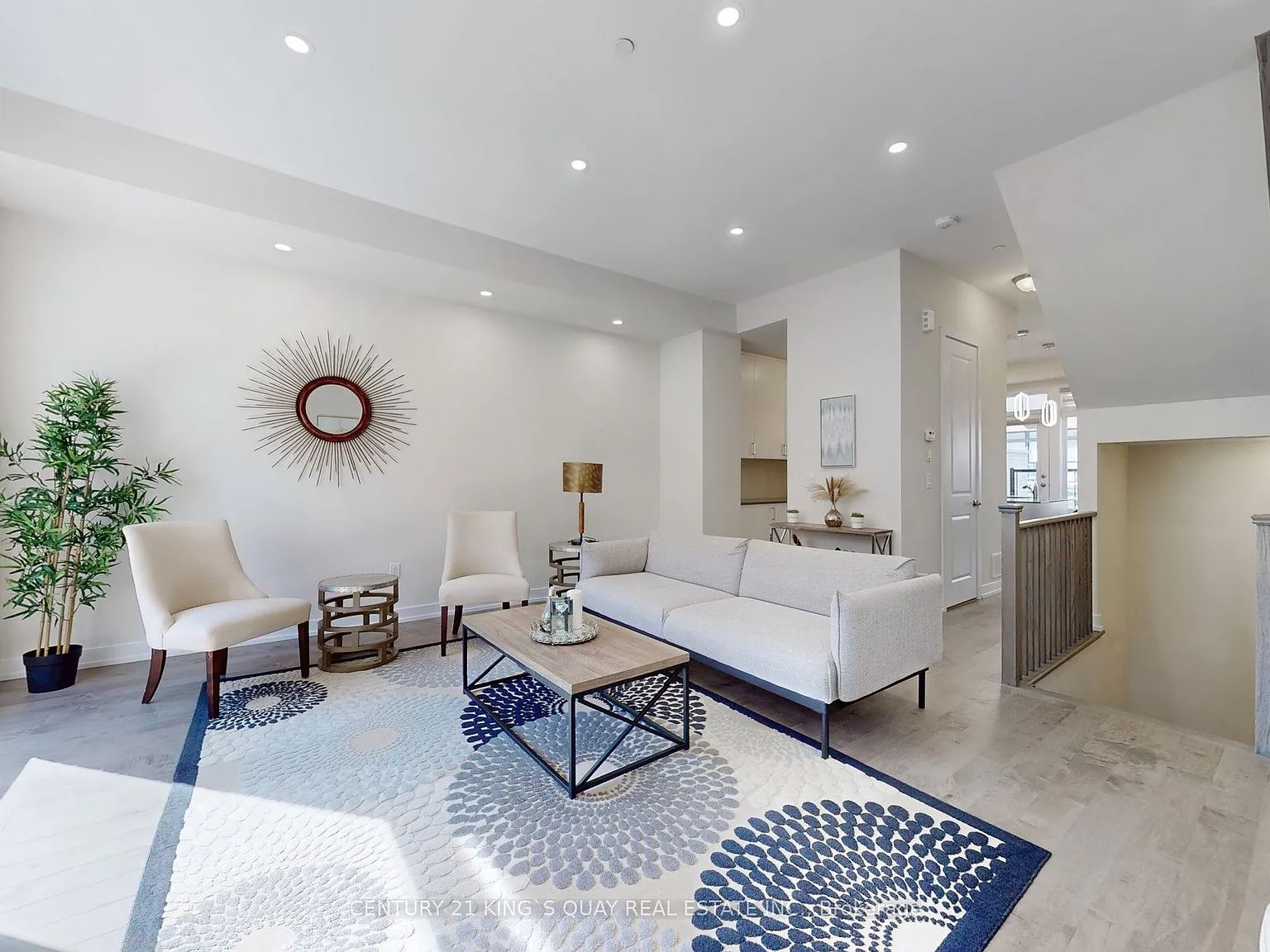 4 bed, $3,800 — Photo 3