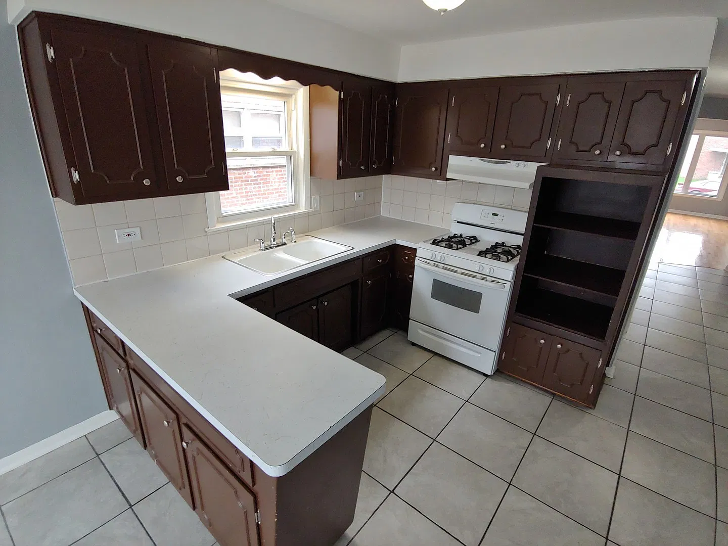 287 Yates Ave. — Photo 3
