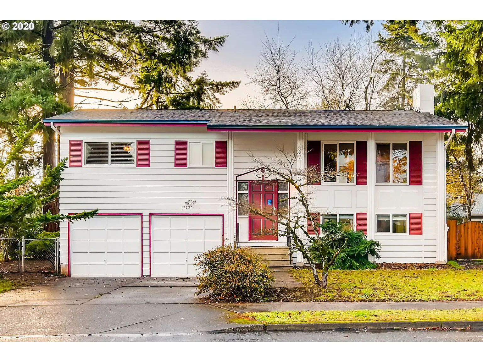 17722 NE Pacific St photo 1