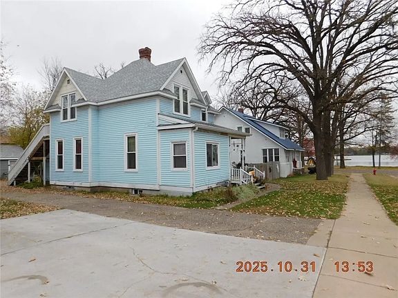 3rd image of 23 E Evans St #3