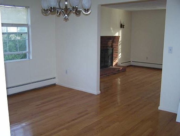 2nd image of 12 Bryon Rd APT 2