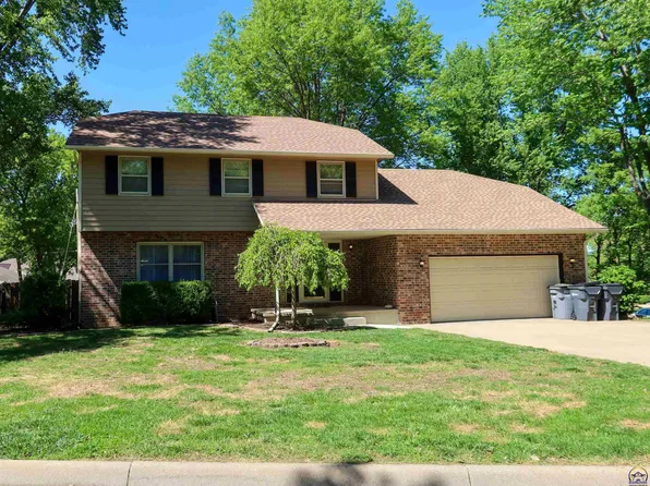 2946 Rio Vista Dr, Emporia, KS 66801