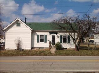 107 W Center St, Troy, IL 62294