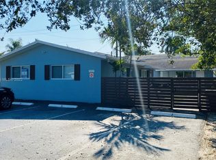 808 NE 2nd St #B, Hallandale, FL 33009