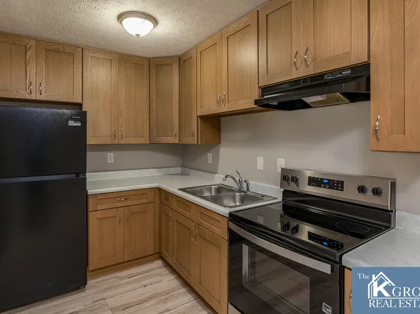 608 N Woodland Dr APT 4, Radcliff, KY 40160