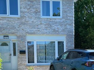 3121 Jessica Ct, Mississauga, ON L5C 1X7
