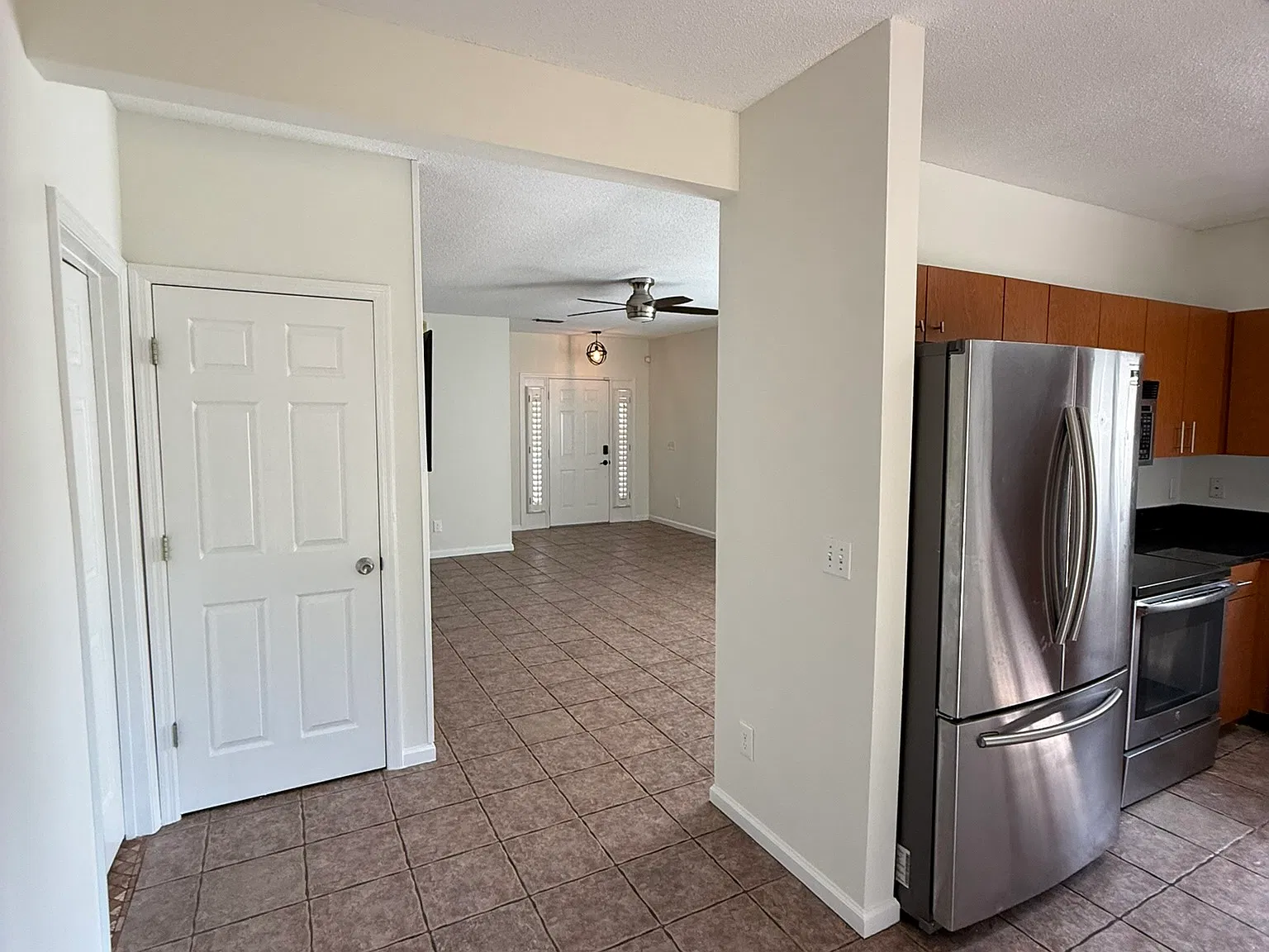 4 bed, 1450 sqft, $2,700 — Photo 3