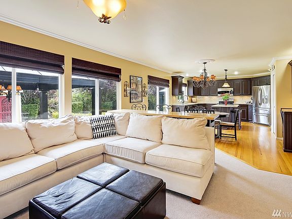 4th image of 13509 117th Avenue Ct E