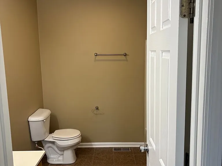 1021 Brandy Ln — Photo 5