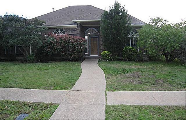 1st image of 2319 Stillwater Dr