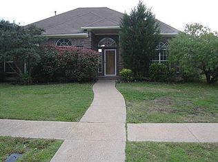 2319 Stillwater Dr, Mesquite, TX 75181