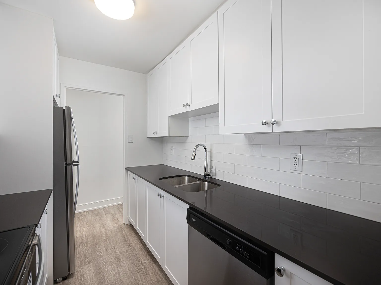 274 Cedar Avenue — Photo 2