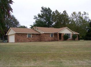 79 Old River Rd, Ponca City, OK 74604