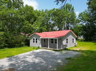 219 N Pine St, Hohenwald, TN 38462